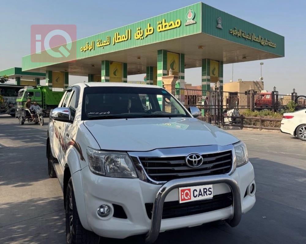 تويوتا هايلوكس